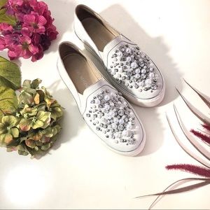 Stuart Weitzman deco pearl-embellished sneaker